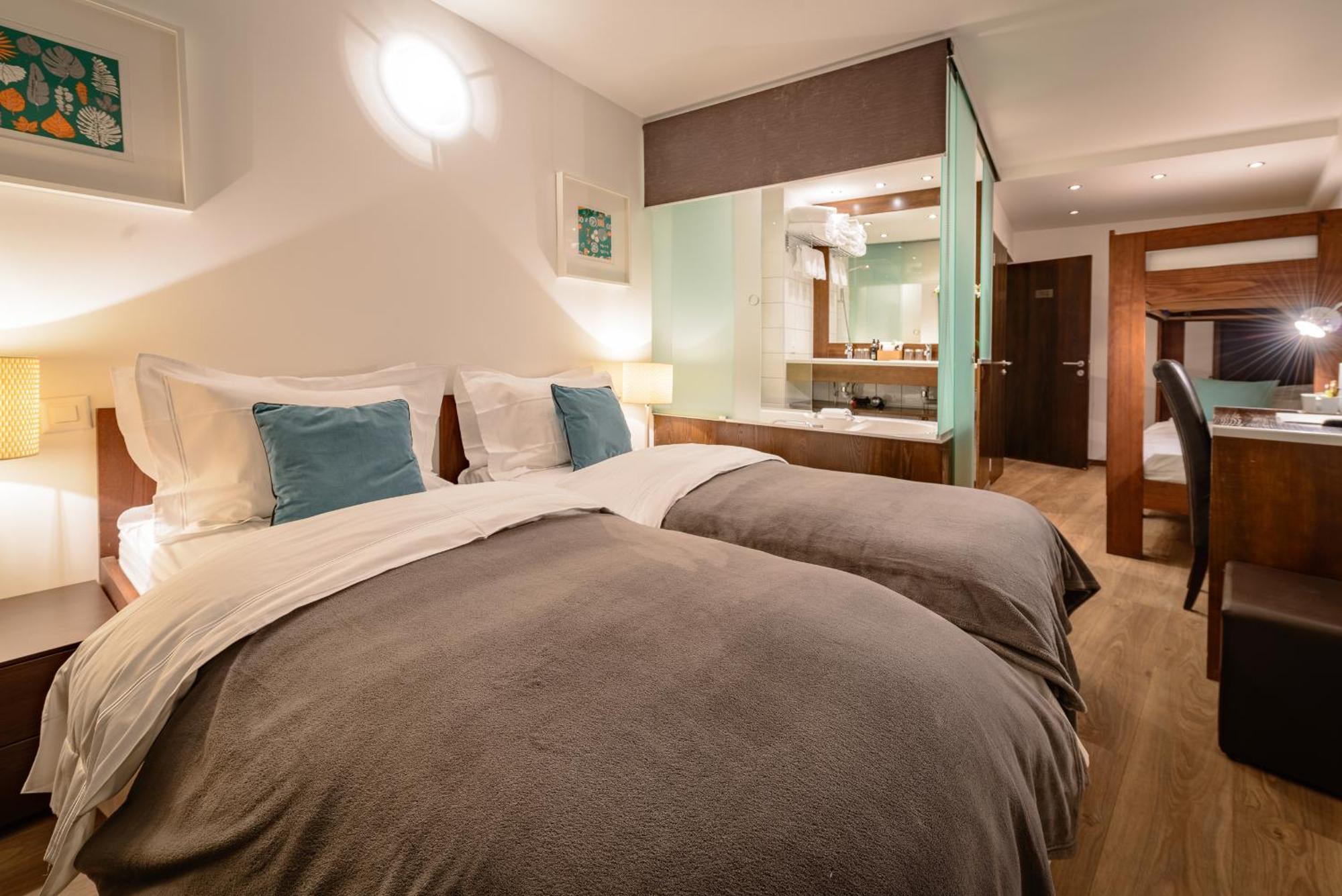 Central Hotel Вербье Экстерьер фото